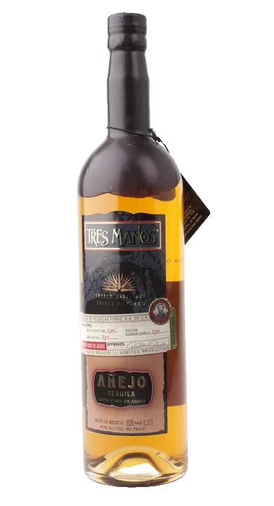 Tres Manos 3 Year Añejo