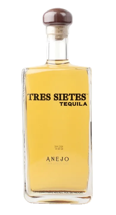 Tres Sietes Añejo